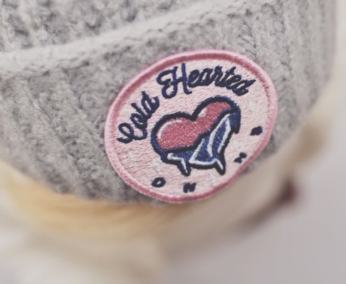 SOFT ICE PLUSH BEANIE